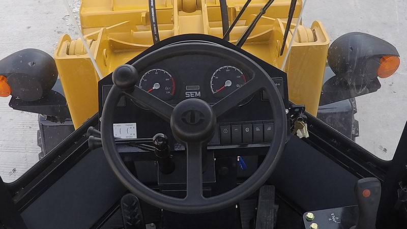 618D - Poste de Commande de l'Opérateur